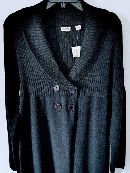 Sweaters - Cato A-line Design Black Sweater, size medium